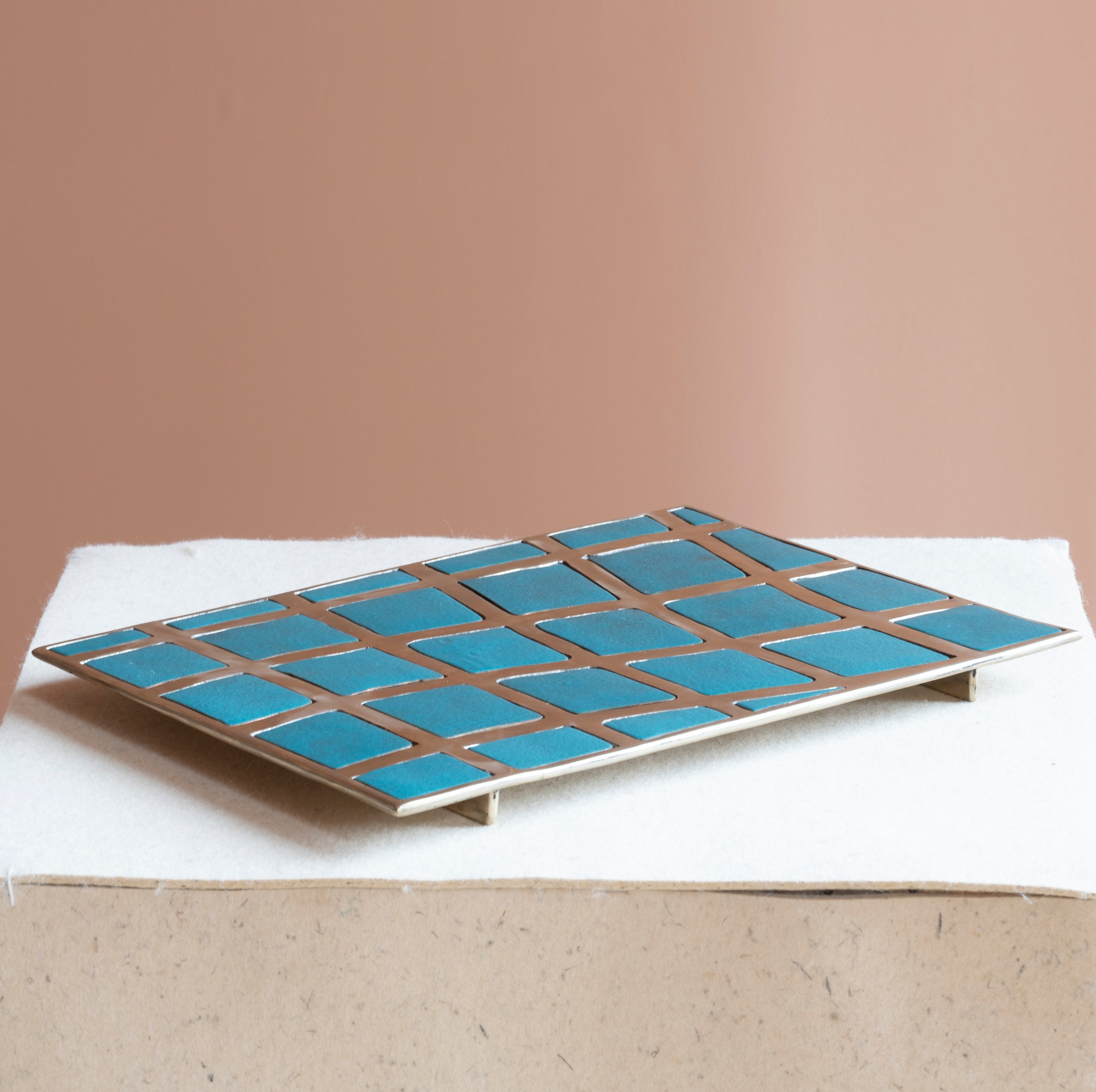 Lahar Tray